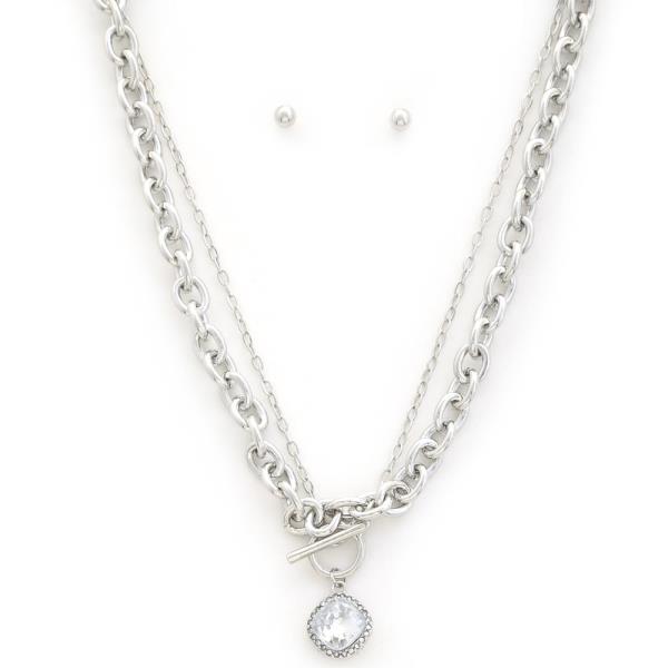 CRYSTAL CHARM TOGGLE CLASP METAL LAYERED NECKLACE