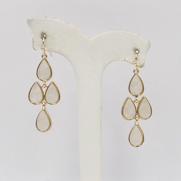 TEARDROP CHANDELIER MOTHER OF PEARL EARRING