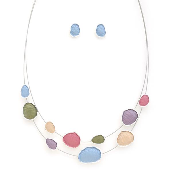 COLORFUL ROUND WIRE LAYERED NECKLACE