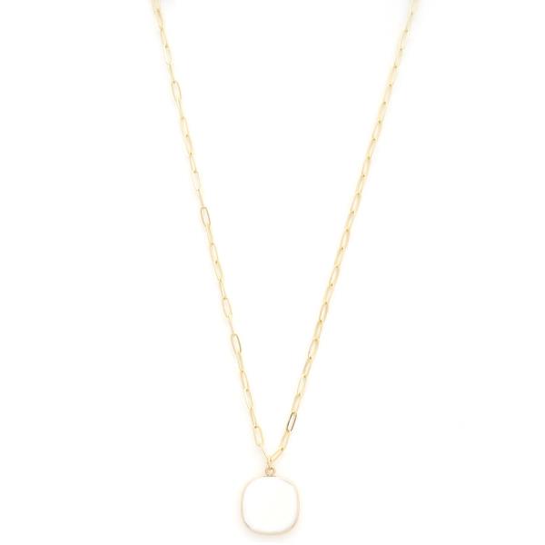 ROUND PENDANT OVAL LINK METAL NECKLACE