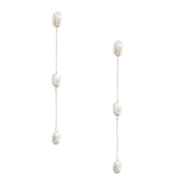 TRIPLE METAL CHAIN DANGLE EARRING