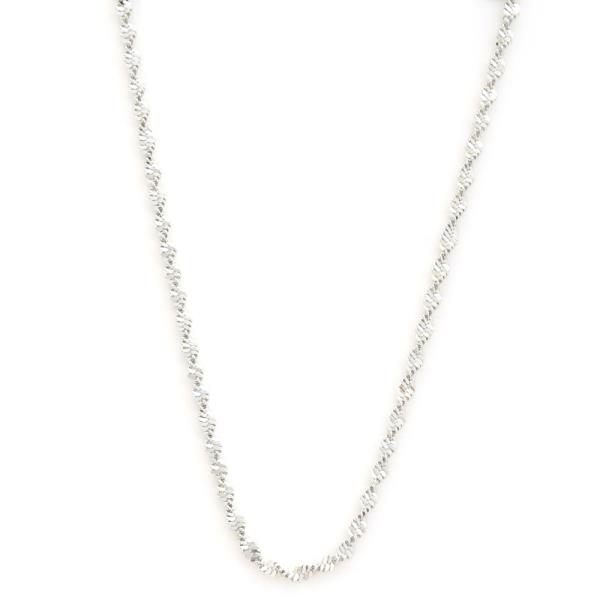 TWISTED LINK METAL NECKLACE