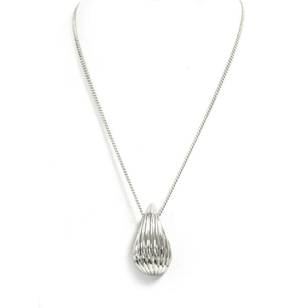 BRASS TEARDROP PENDANT NECKLACE