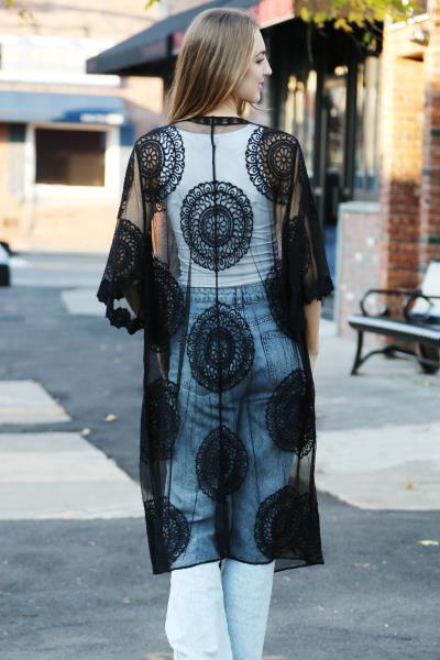 TIE-KNOT LACE COVER UP