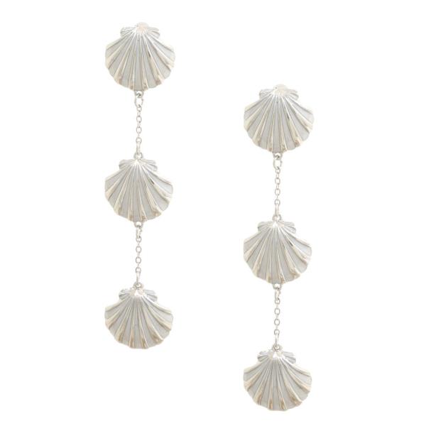SDJ TRIPLE SEASHELL DANGLE EARRING