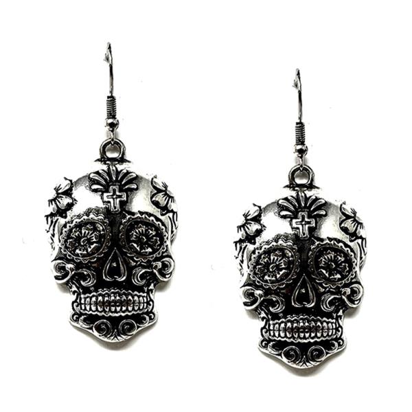 METAL SKULL DANGLE EARRING