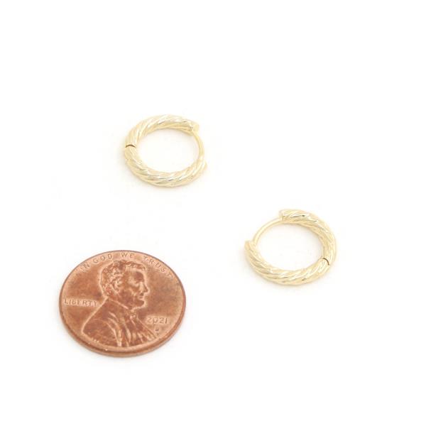 SODAJO LINED GOLD DIPPED HOOP EARRING