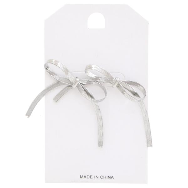 BOW METAL EARRING