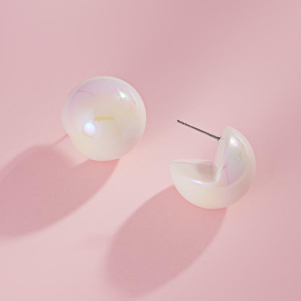 ROUND SHAPED IRIDESCENT ACRYLIC POST EARRING
