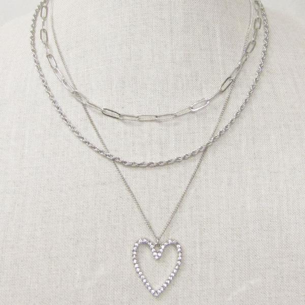 3 LAYERED METAL CHAIN HEART PENDANT NECKLACE
