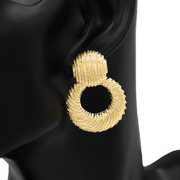 TEXTURED METAL ROUND EARRING