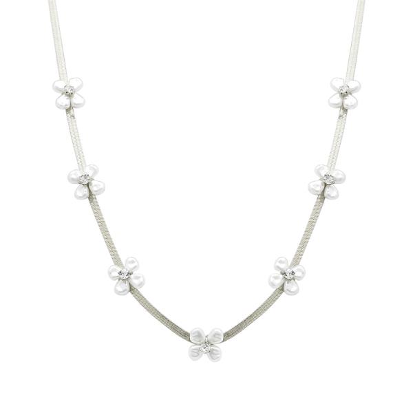 PEARL FLOWER ON CHAIN NECKLACE