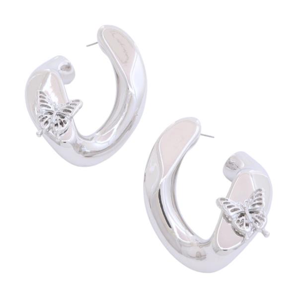 METAL BUTTERFLY C HOOP EARRING