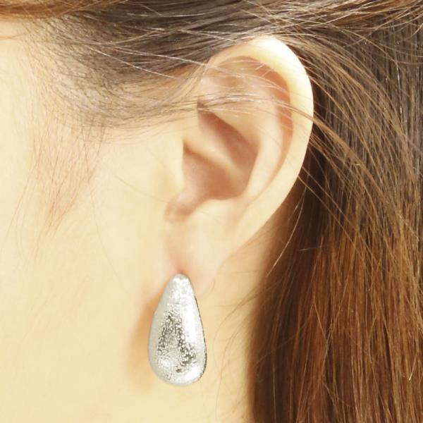 14K GOLD/WHITE GOLD DIPPED GLITTER TEXTURE TEARDROP POST EARRINGS