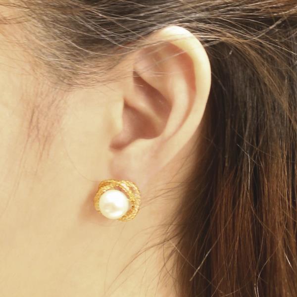 14K GOLD/WHITE GOLD DIPPED PREPPY PEARL POST EARRINGS