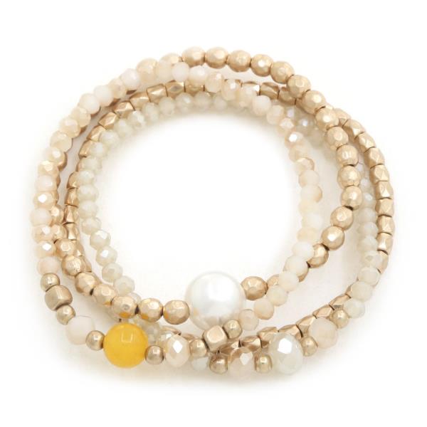 PEARL BEADED BRACELET SET