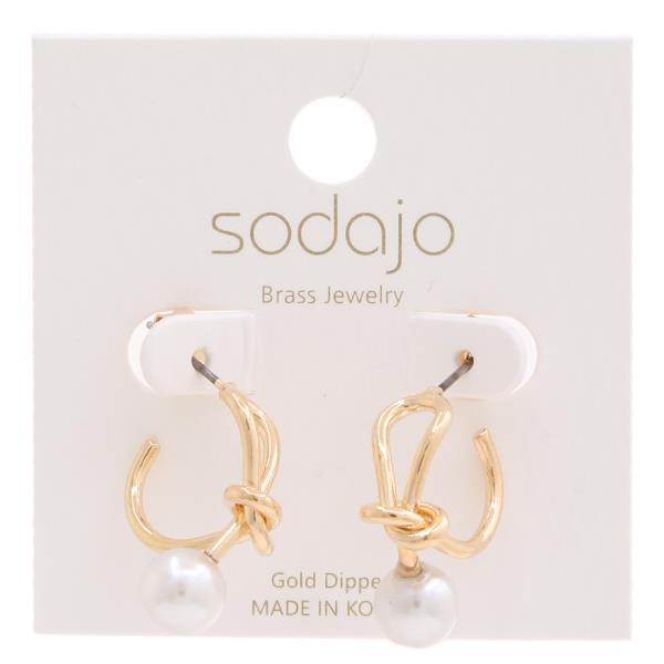 SODAJO GOLD DIPPED PEARL BRASS METAL KNOT EARRING