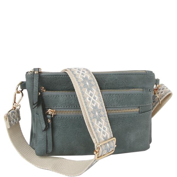 SMOOTH ZIPPER CROSSBODY W DESIGN STRAP