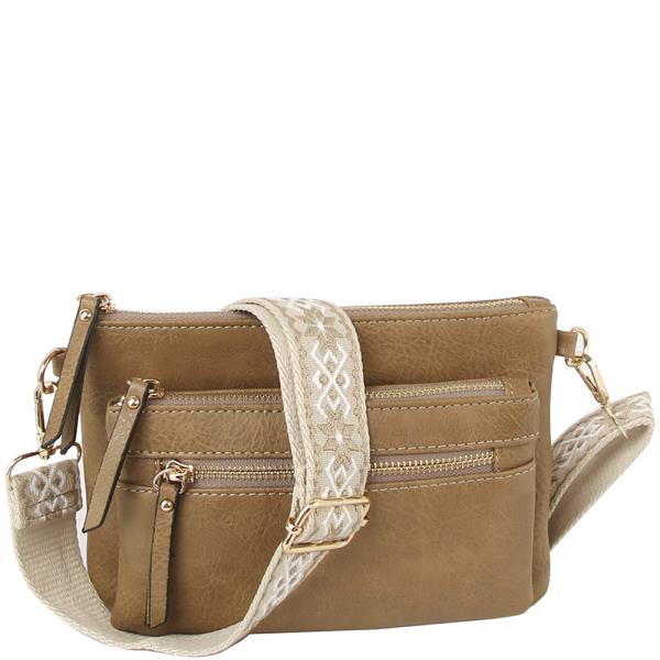 SMOOTH ZIPPER CROSSBODY W DESIGN STRAP