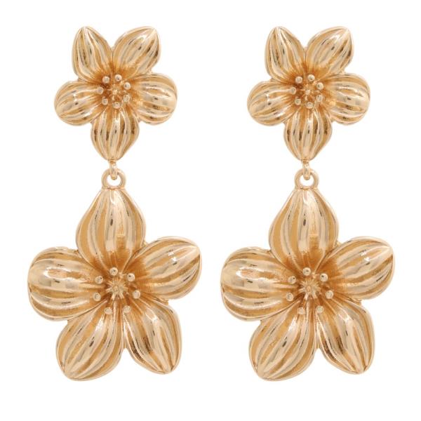 SODAJO GOLD DIPPED DOUBLE FLOWER EARRING