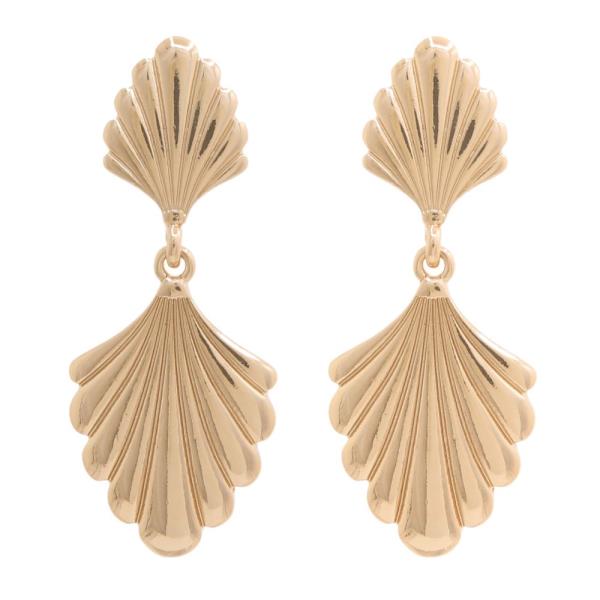 SODAJO GOLD DIPPED SEHLL EARRING