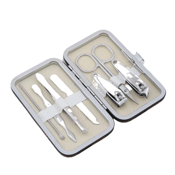 MANICURE SET (24 UNITS)