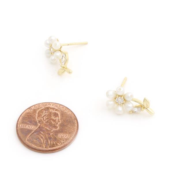 FLOWER PEARL BEAD GOLD DIPPED EARRING