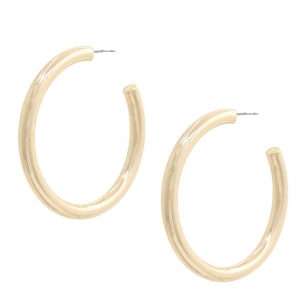 OPEN HOOP METAL EARRING