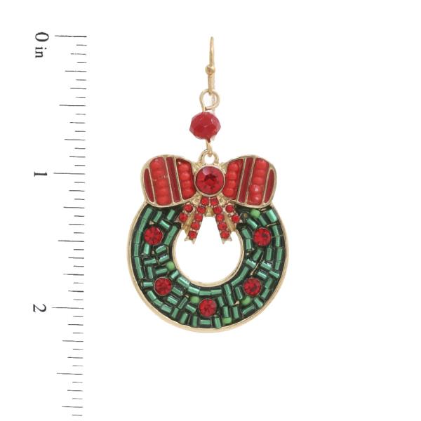 CHRISTMAS WREATH BEADED DANGLE EARRING