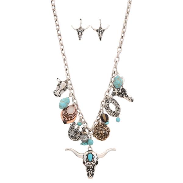 WESTERN CATTLE SKULL PENDANT NECKLACE