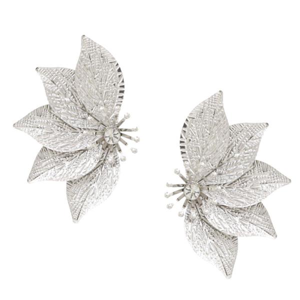 FLOWER METAL EARRING