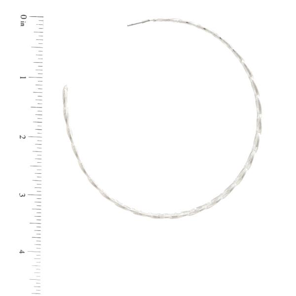 CIRCLE LINK METAL HOOP EARRING