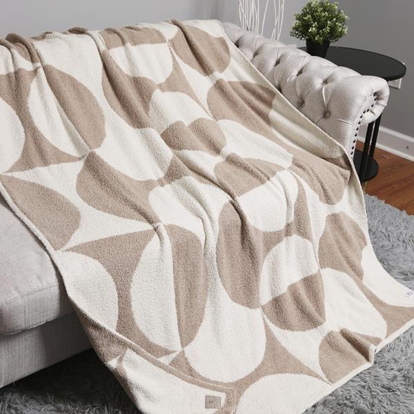 OVERLAPPING CIRCLE REVERSIBLE THROW BLANKET