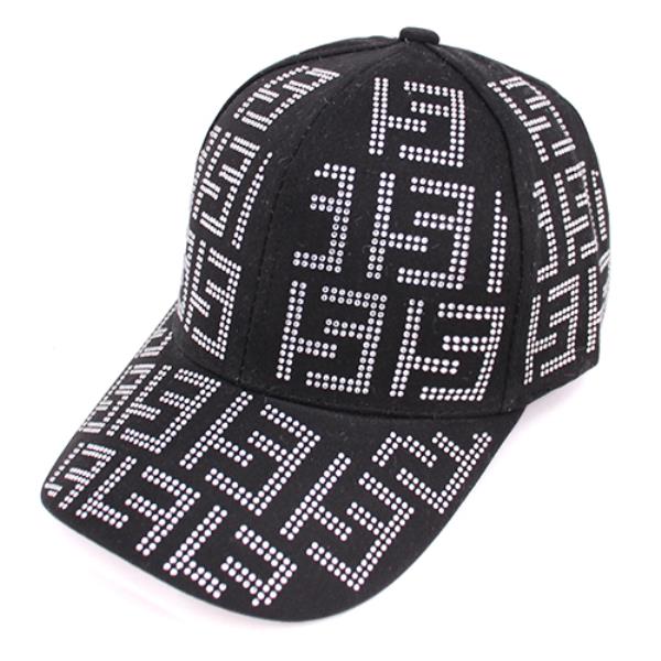 RHINESTONE MAZE FASHION CAP