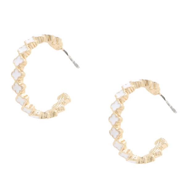 CLOVER EDGE OPEN HOOP EARRING