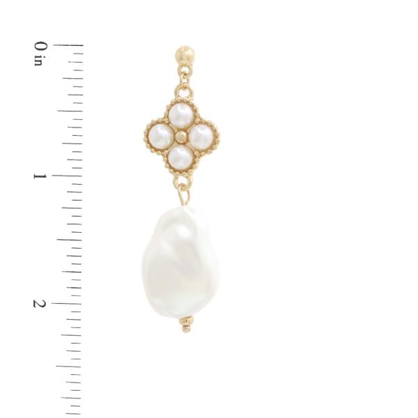 CLOVER PEARL BEAD DANGLE EARRING