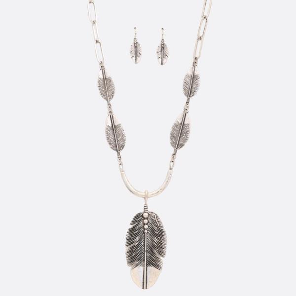 WESTERN STYLE FEATHER PENDANT METAL NECKLACE