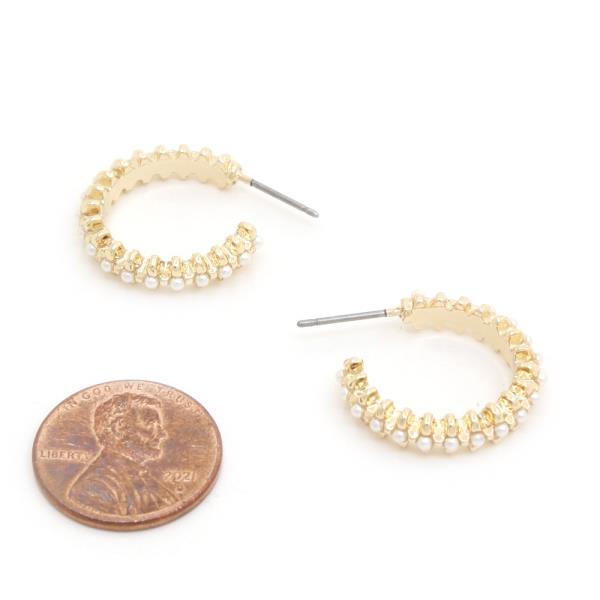 PEARL EDGE OPEN HOOP EARRING