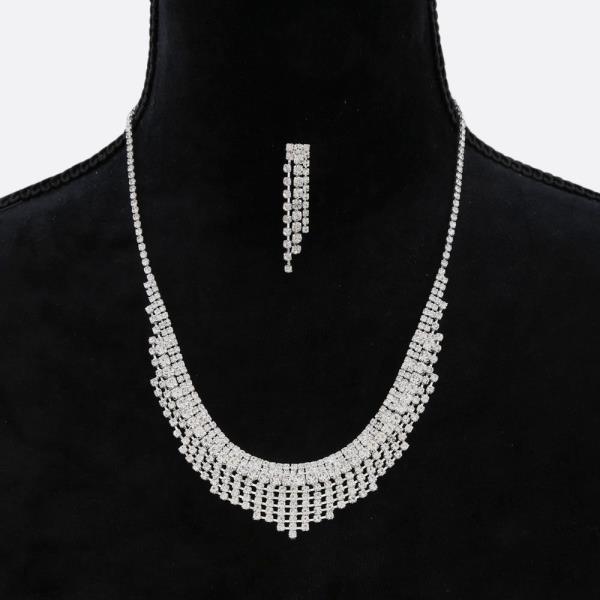 RHINESTONE NECKLACE