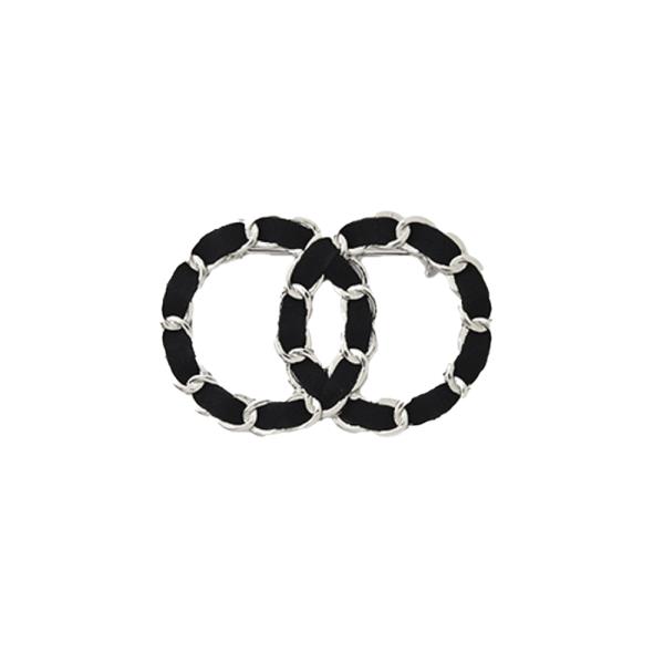 DOUBLE LEATHER ROUND BROOCH PIN