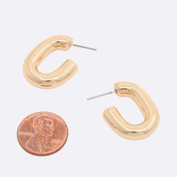 PIPE OPEN OVAL METAL EARRING