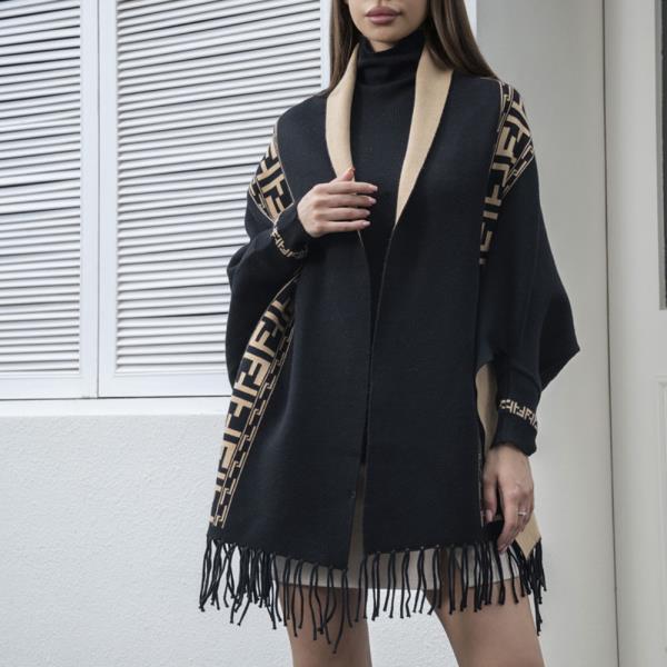 EDGE MAZE PATTERN SHAWL WITH TASSEL