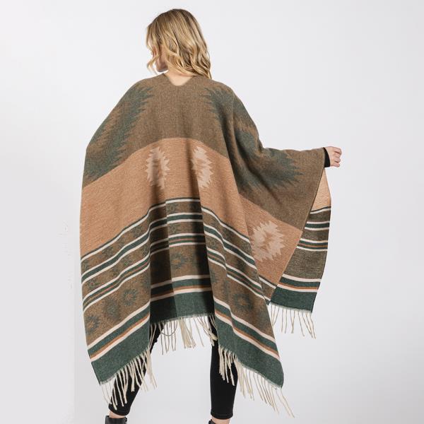 AZTEC PATTERN FRINGE RUANA