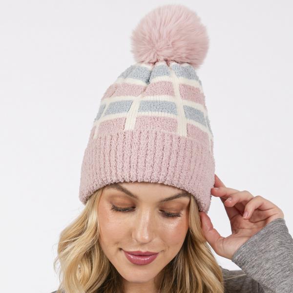 COZY COLOR BLOCKED POM POM BEANIE