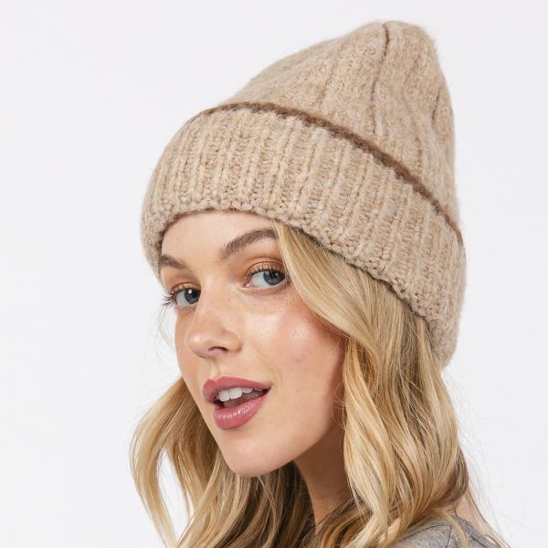 TWO TONE LINE DETAIL BEANIE