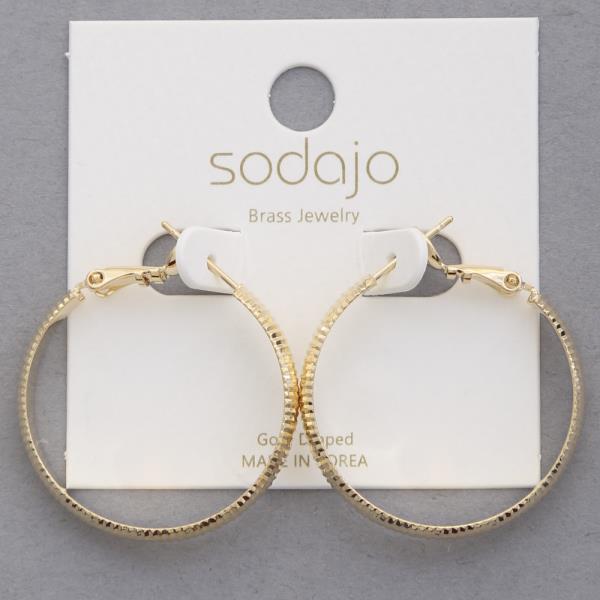 SODAJO GOLD DIPPED TEXTURED HOOP EARRING