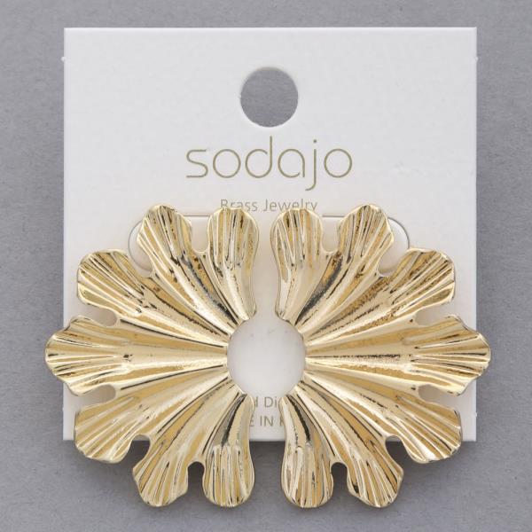 SODAJO FLOWER METAL GOLD DIPPED EARRING