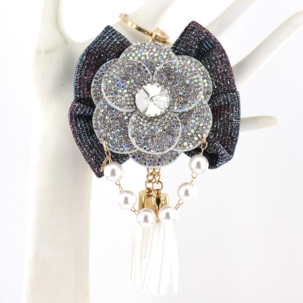 RHINESTONE FLOWER RIBBON TASSEL KEYCHAIN