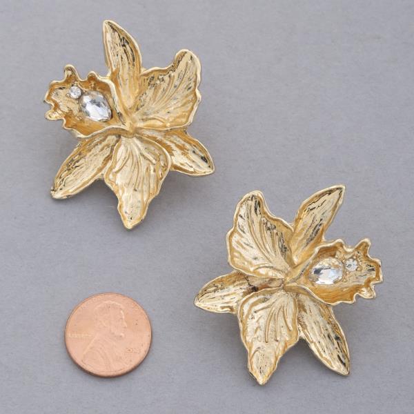 FLOWER METAL EARRING