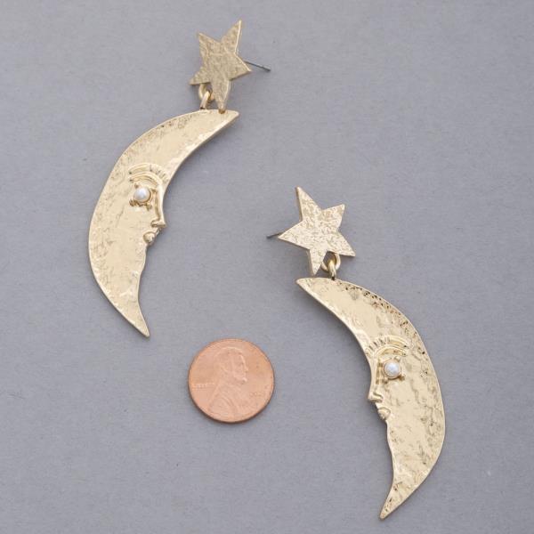 HAMMERED METAL STAR MOON DANGLE EARRING